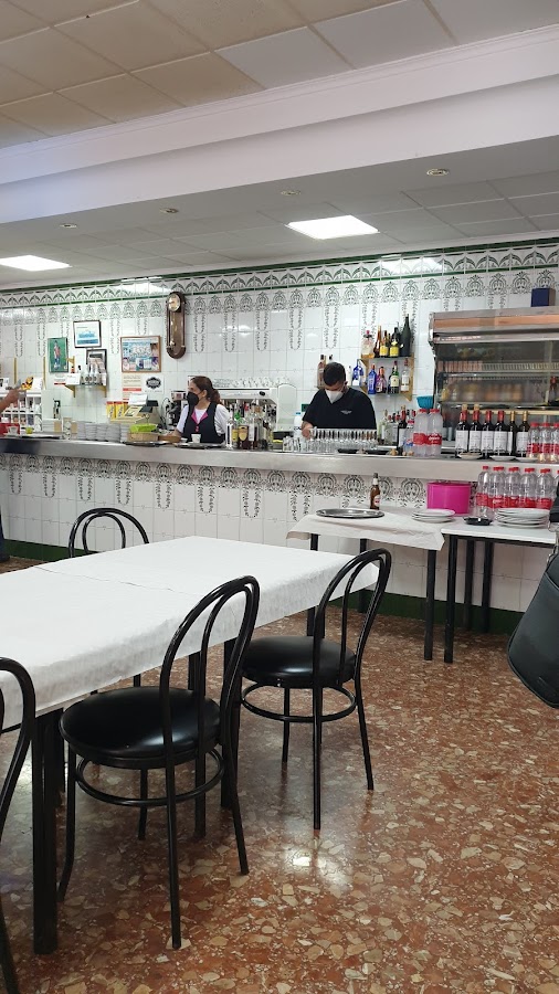 Bar Manolo y Boro