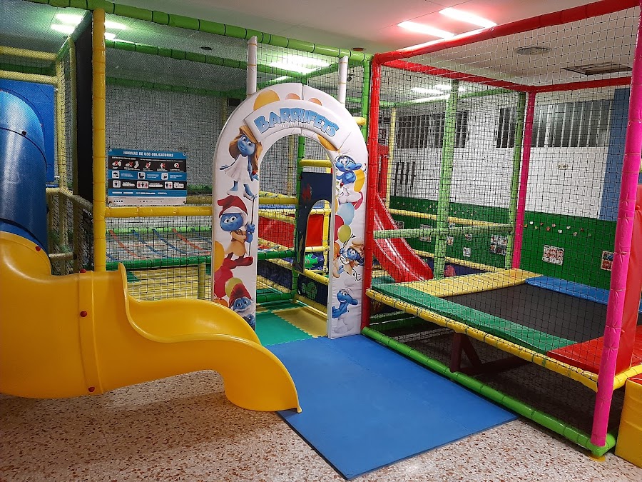 Cafetería parque de ocio infantil Barrufets ( Inna)