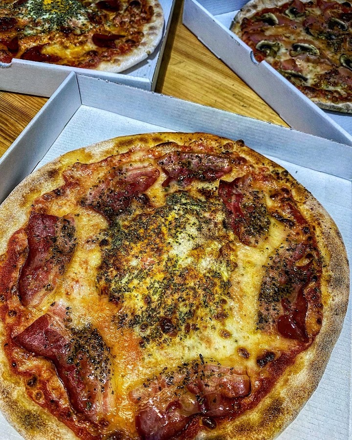 Italia Pizzería
