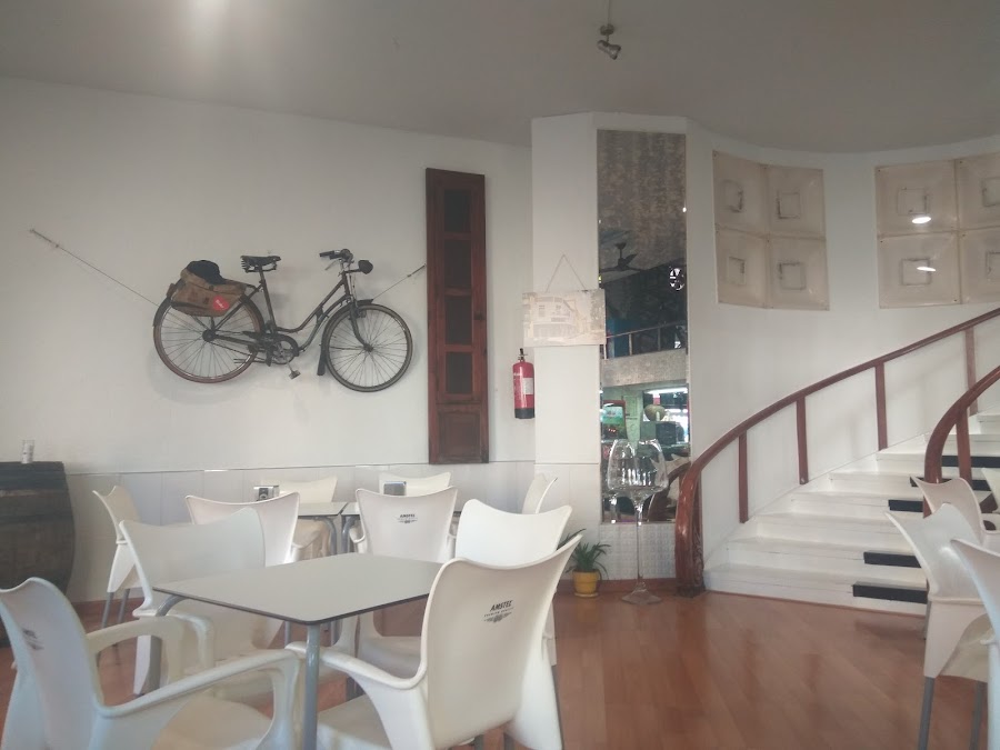 Neska Cafeteria.